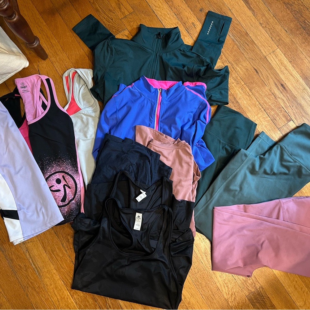Assorted Activewear Bundle - image 1